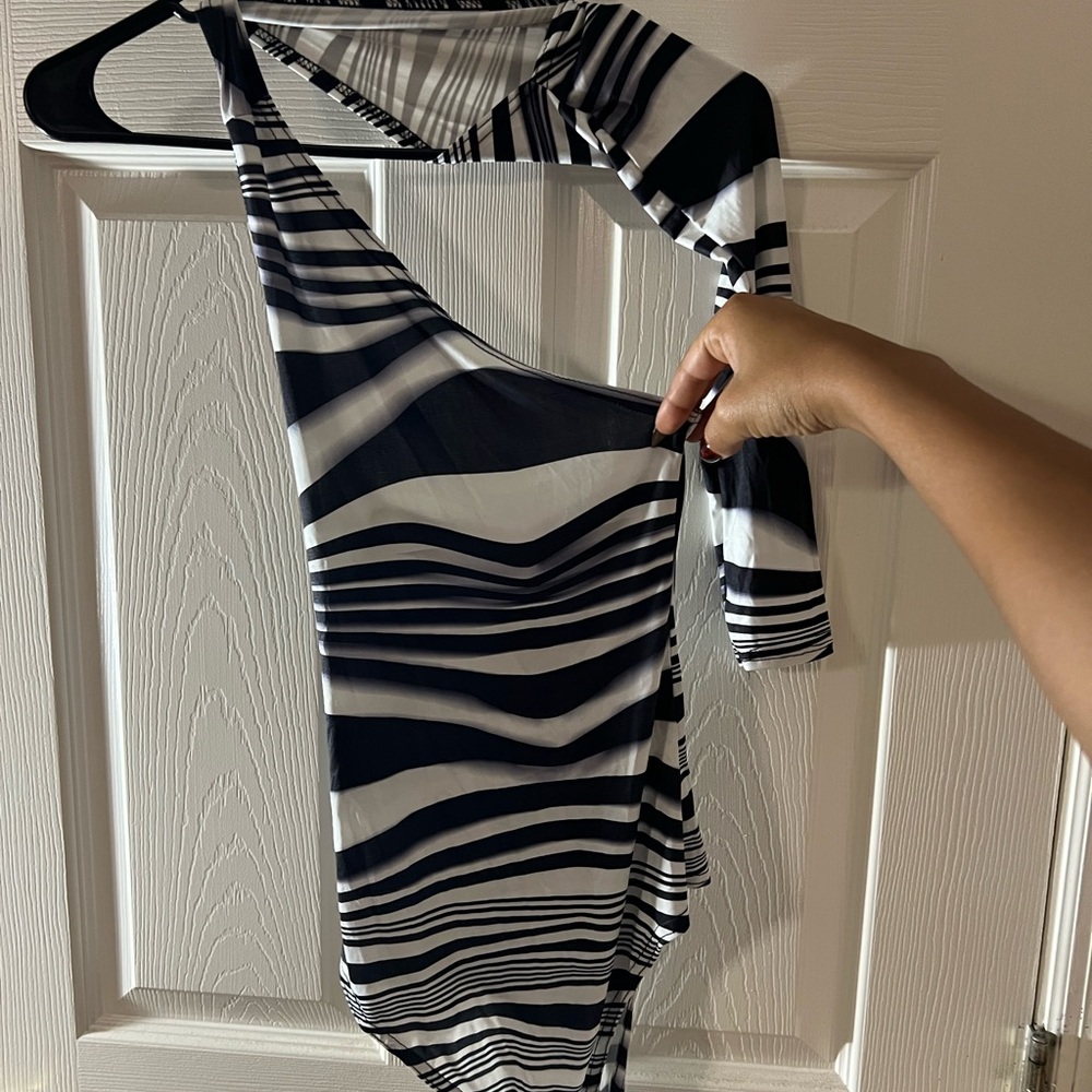 PrettyLittleThing  Striped Bodysuit
